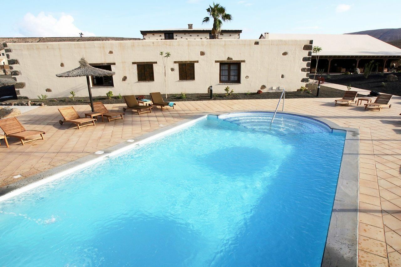 Villas Oasis Casa Vieja La Oliva Exterior foto